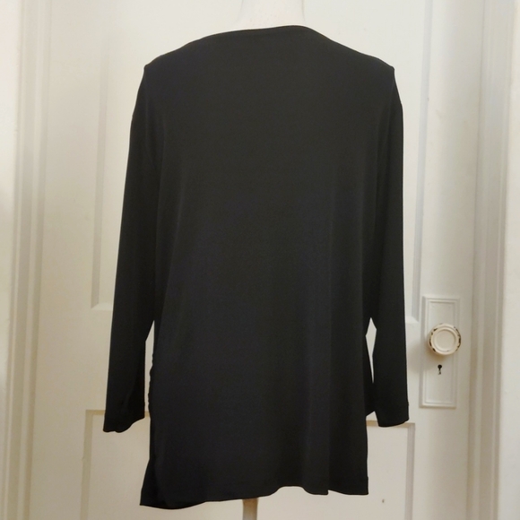 Black blouse - Picture 2 of 2